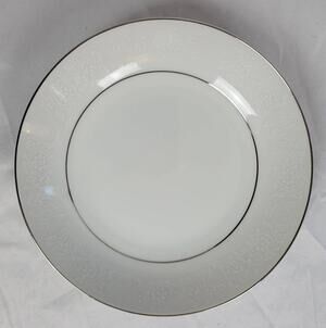 Crown Victoria Lovelace 5.5" China Bowl